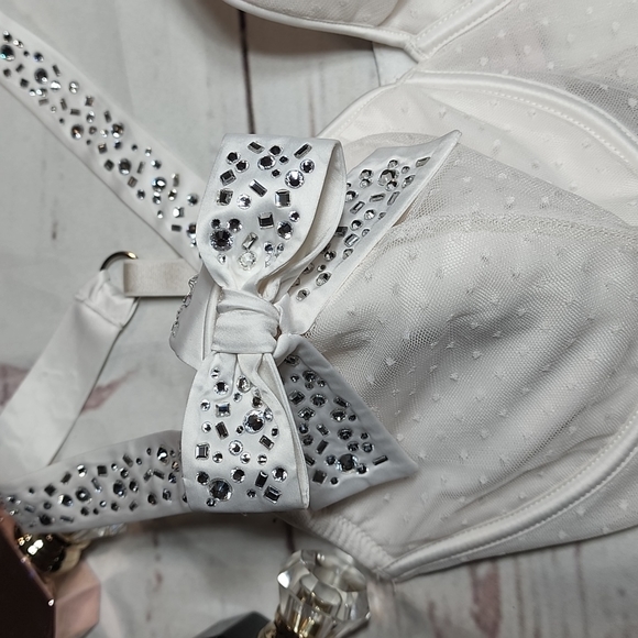SET VICTORIA Secret White Sheer Bling Bow Lace Dots Dream Angels Corset 36 DD - Picture 7 of 14